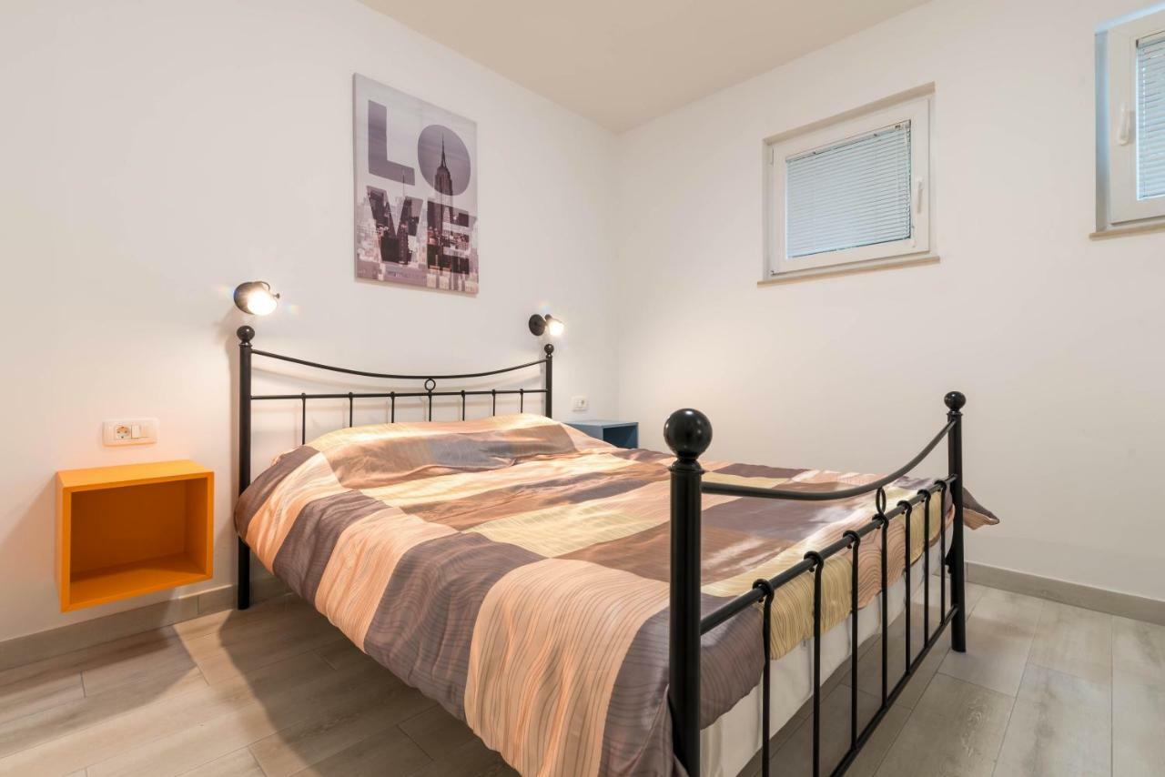 Апартаменти Apartman Paola Пула Екстер'єр фото